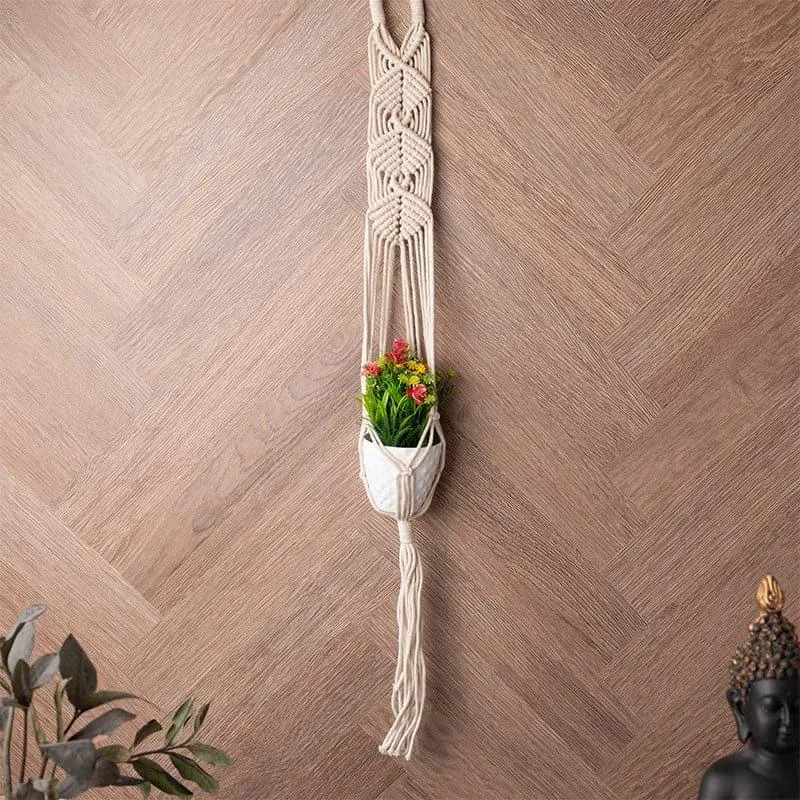 Glada Macrame Planter media 1