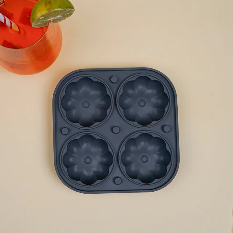 Chill Silicone 4-Cube Ice Mould - Grey media 3
