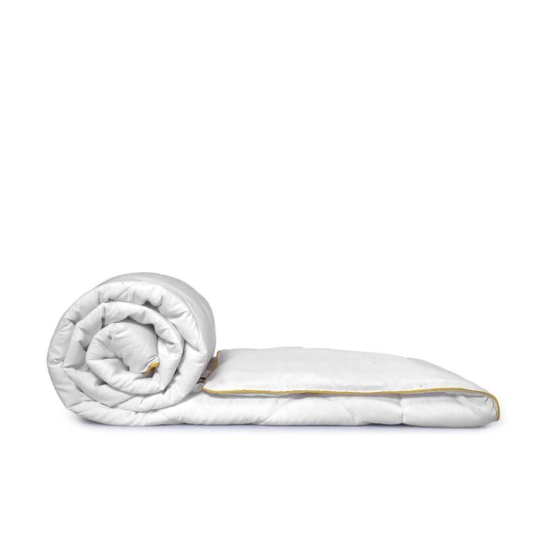 Shana Microfiber Glace Cotton Comforter  - 200 GSM media 4