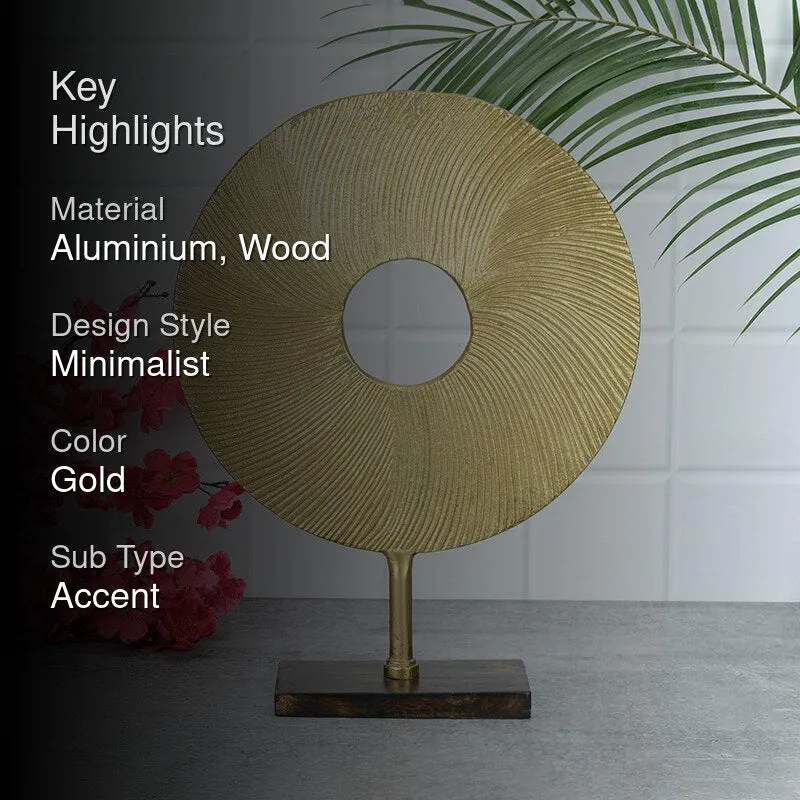 Solstice Loop Showpiece - Gold media 2
