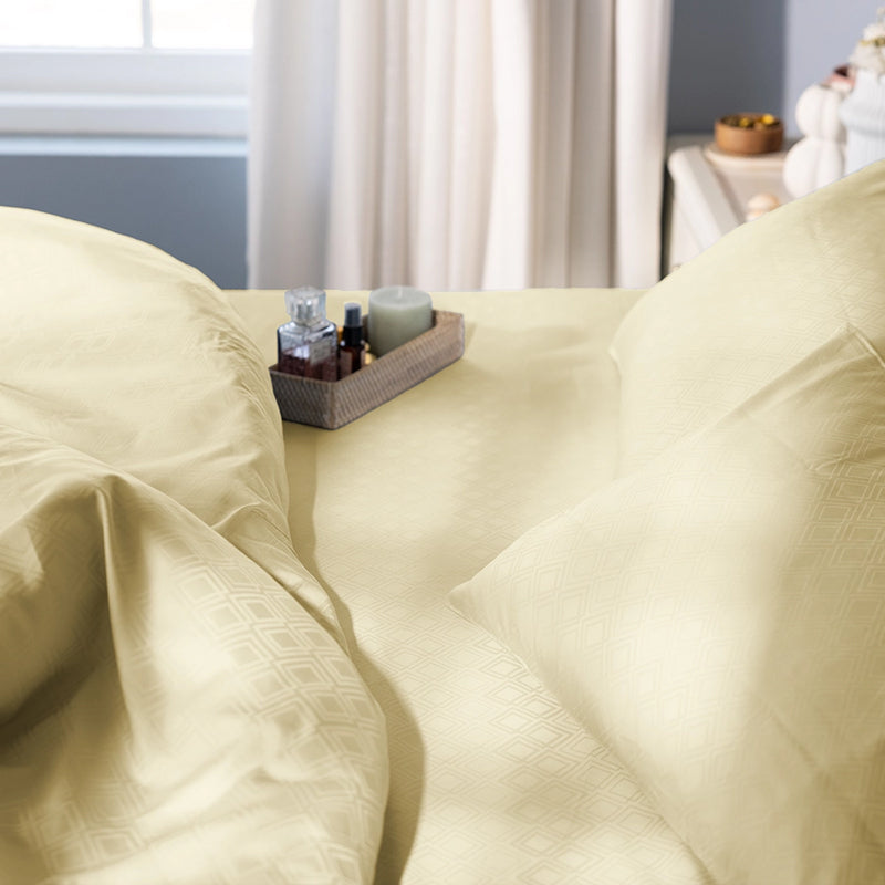 Diamond Dazz Jacquard Duvet Cover - Ivory media 8