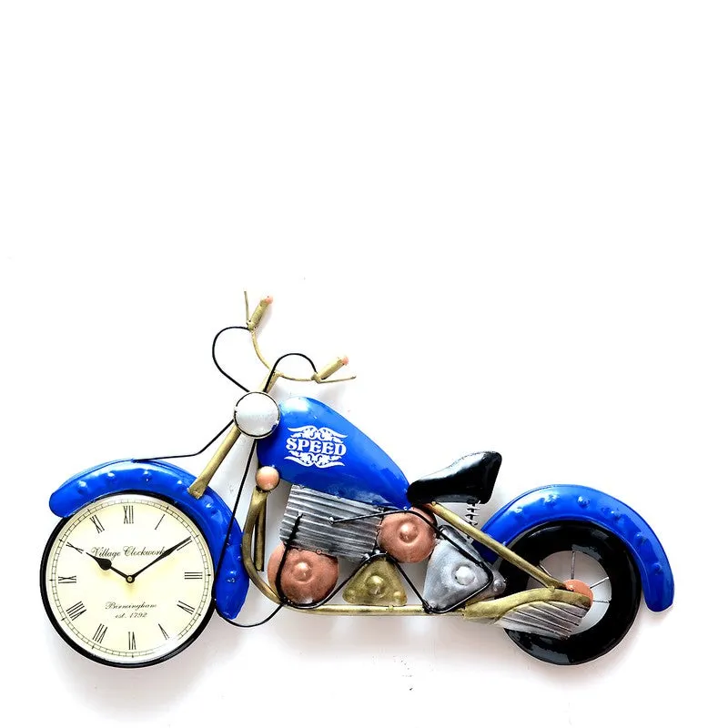 Contemporary Analog Display Metal Wall Clock media 3
