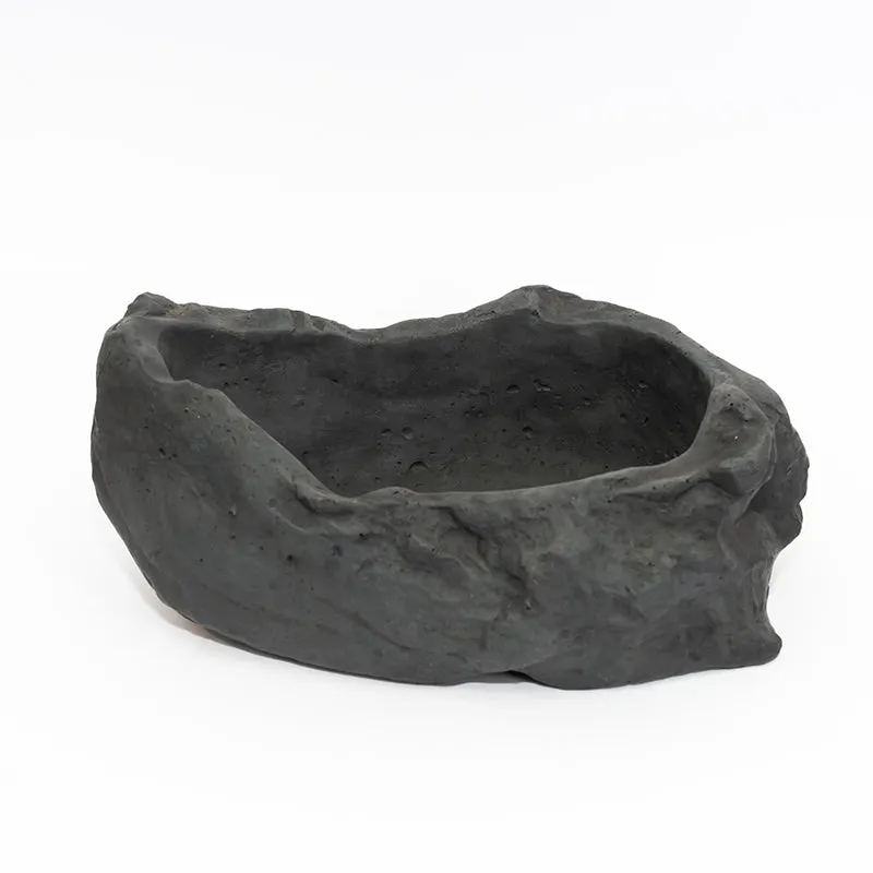 Harren Stone Planter media 3