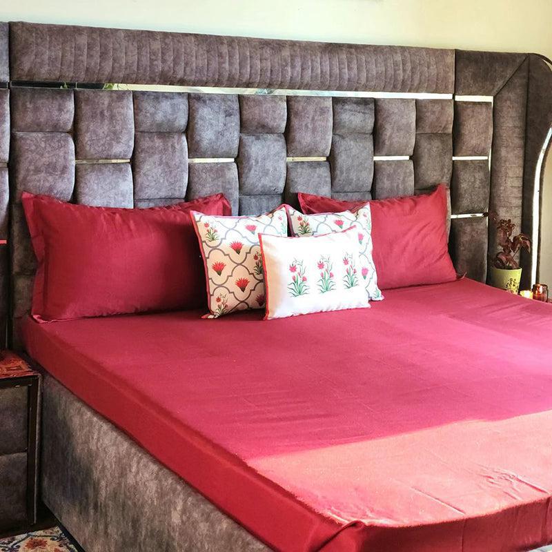 Caressence Solid Cotton Bedsheet (Red) - 300 TC media 3