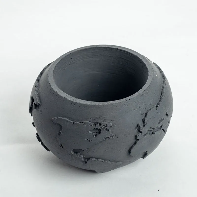 Globo Round Planter media 4