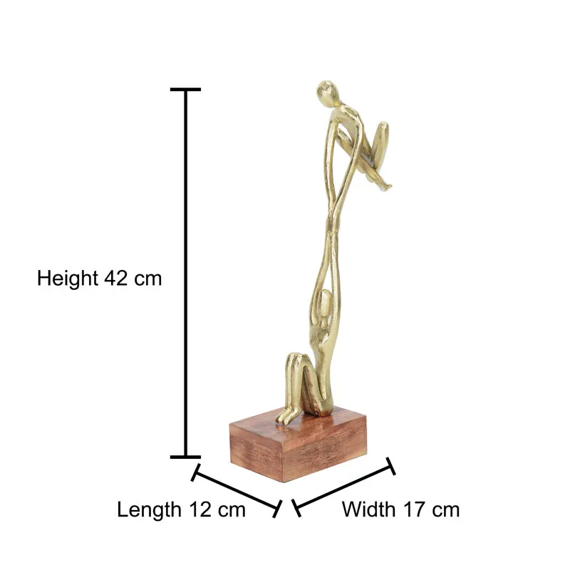 Calisthenic Golden Showpiece media 7