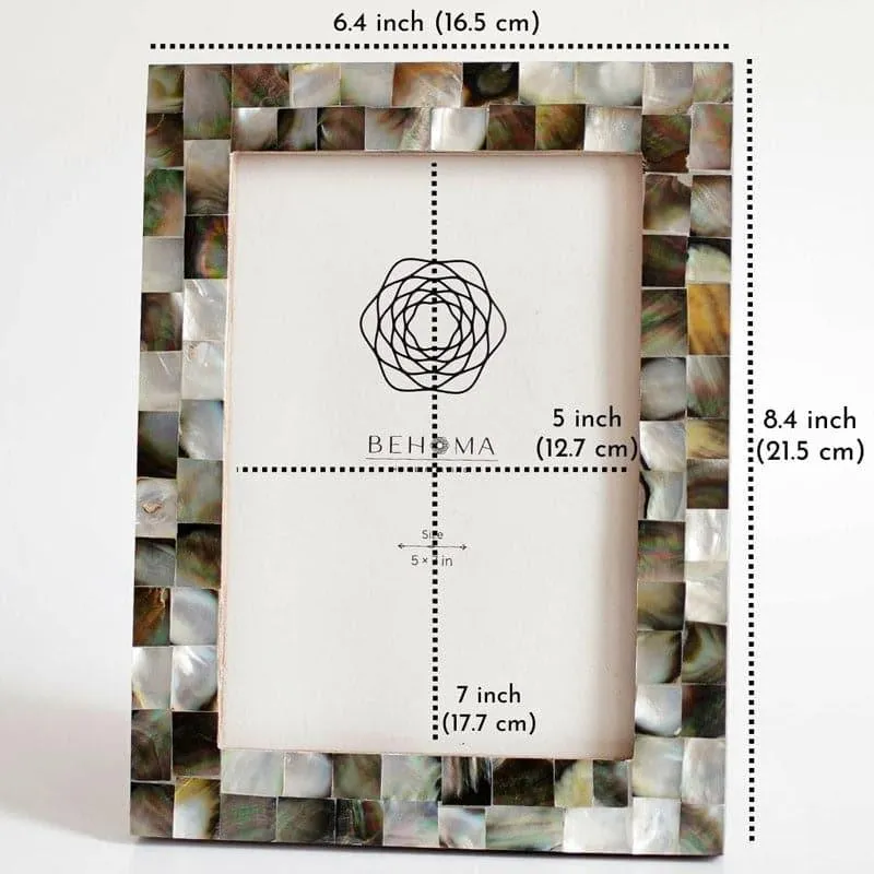 Pearl Perfect Table Photo Frame - Black media 5