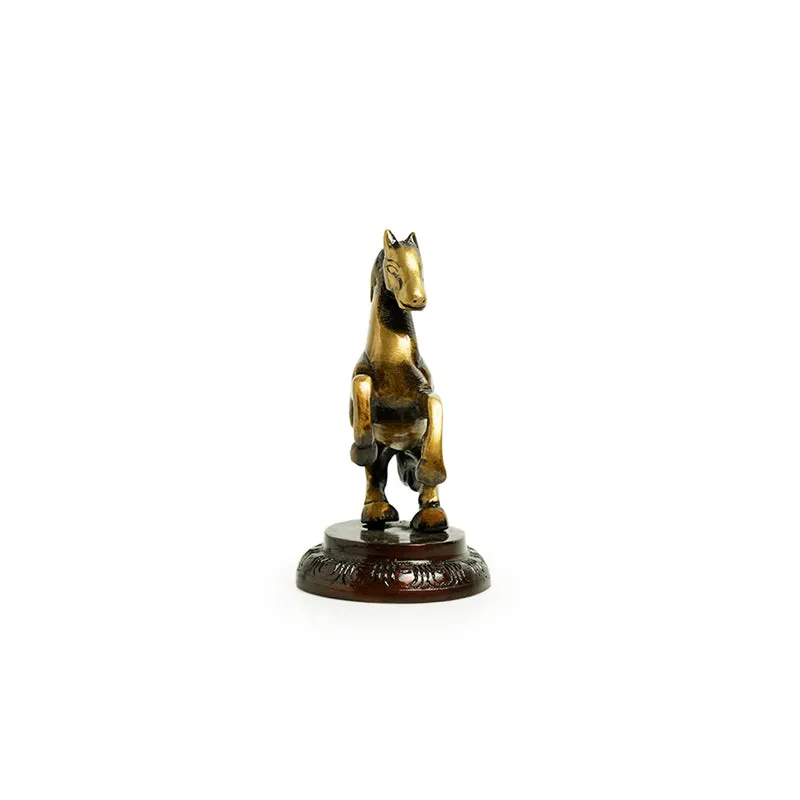 Headstrong Horse Showpiece media 4