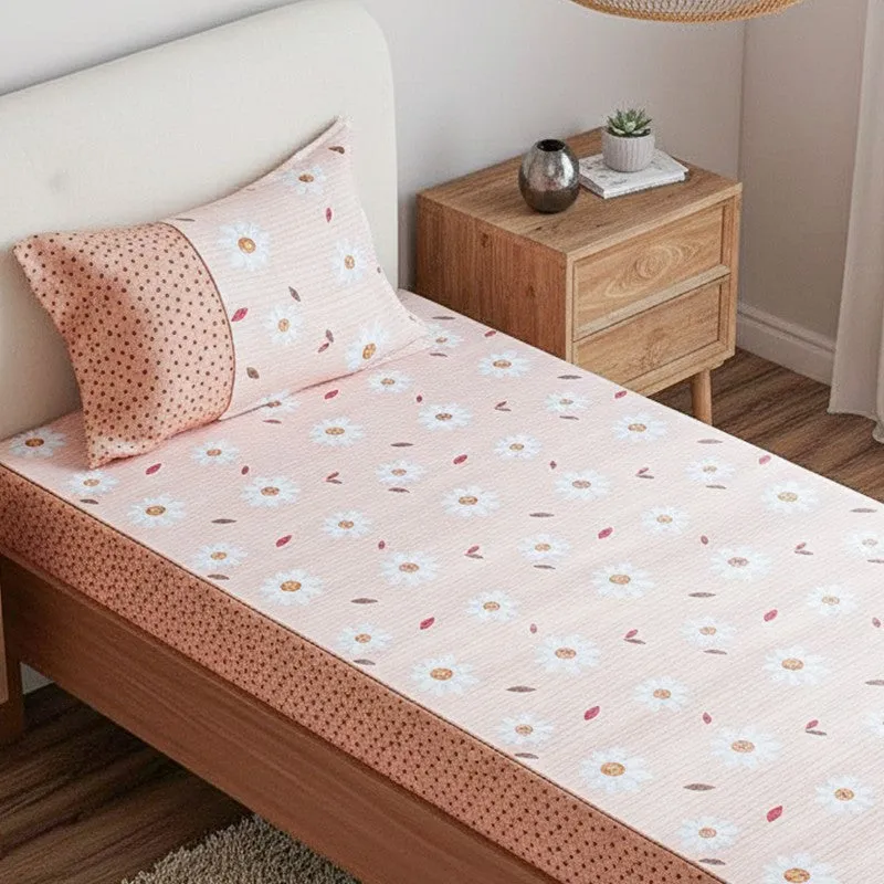 Daisy Blush Printed Cotton Bedsheet (Peach) - 200 TC media 3
