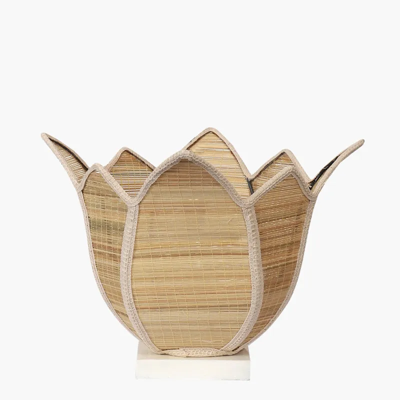 Weavix Bamboo Petal Edge Table Lamp - Beige media 6