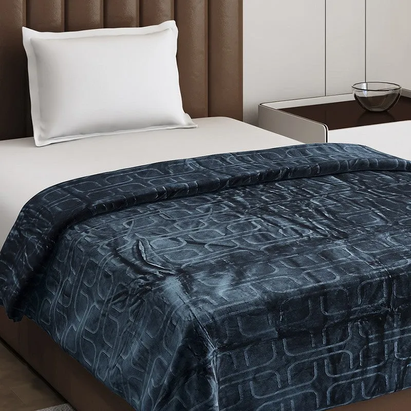 Monte Carlo Warmora Geometric Print Polyester Blanket (Teal) - 210 GSM media 5