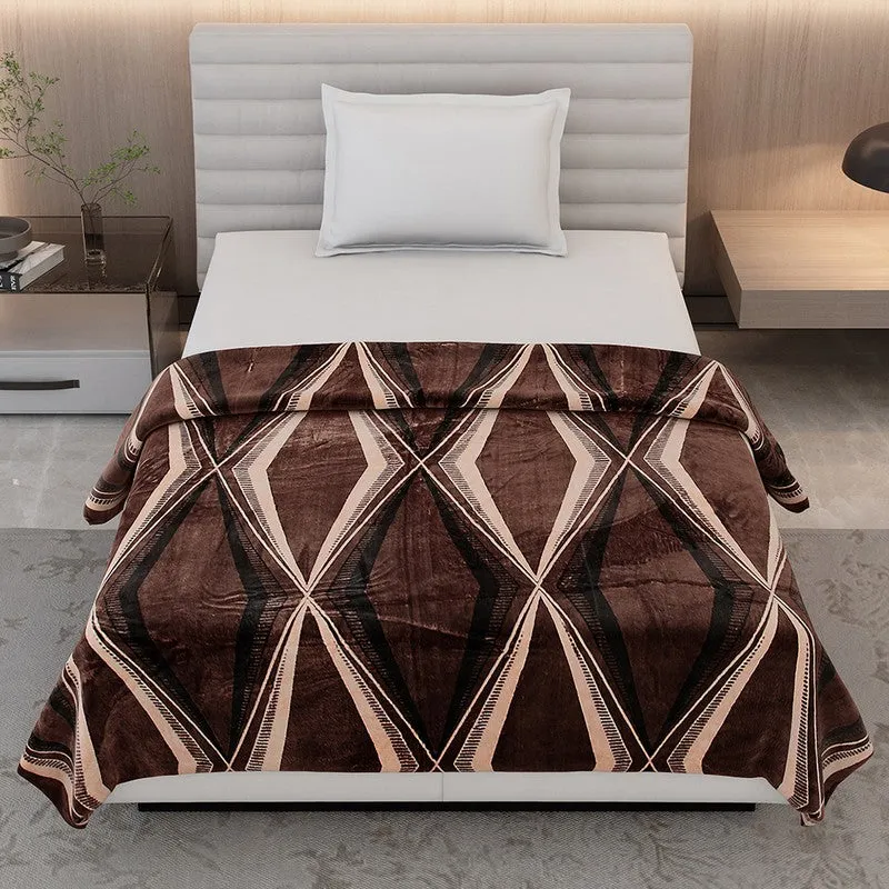 Monte Carlo Trivora Abstract Print Polyester Blanket (Brown) - 300 GSM media 3
