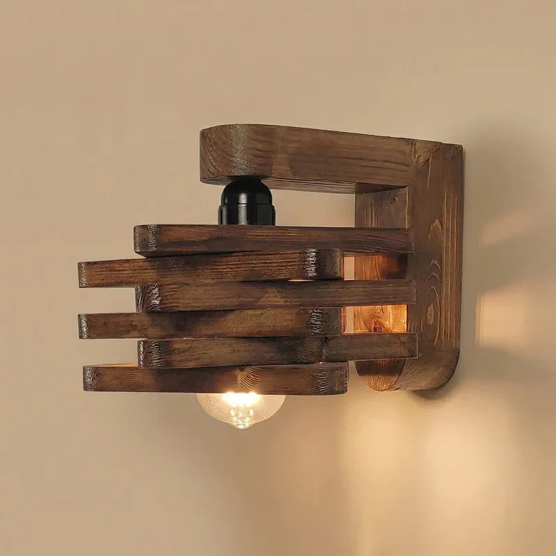 Nordique Wooden Wall Lamp media 5