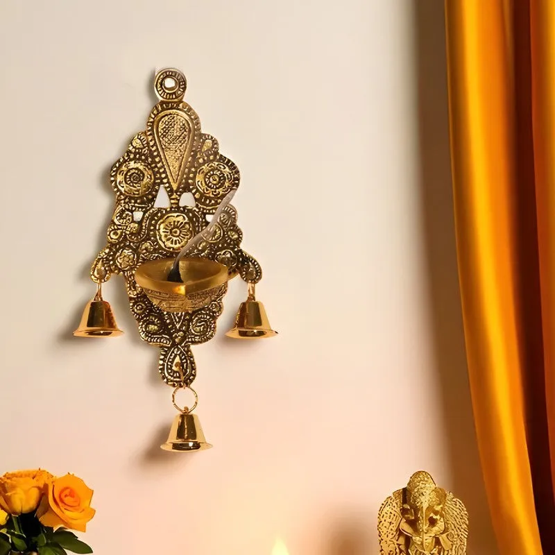 Lunara Heritage Brass Bell Glow Diyas media 5
