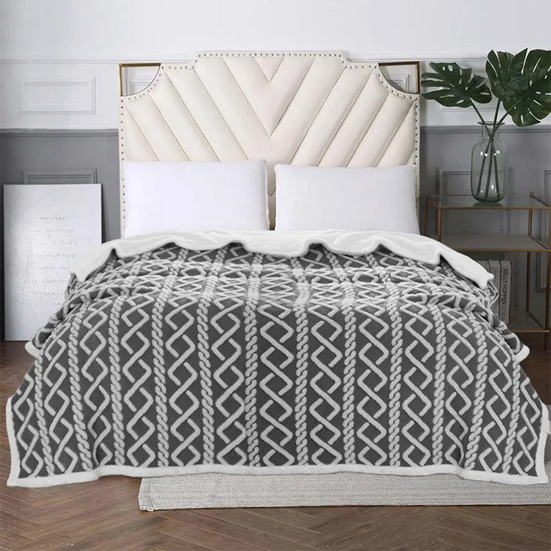 Oriella Geomatric Faux Fur Blanket (Grey) - 210 GSM media 1