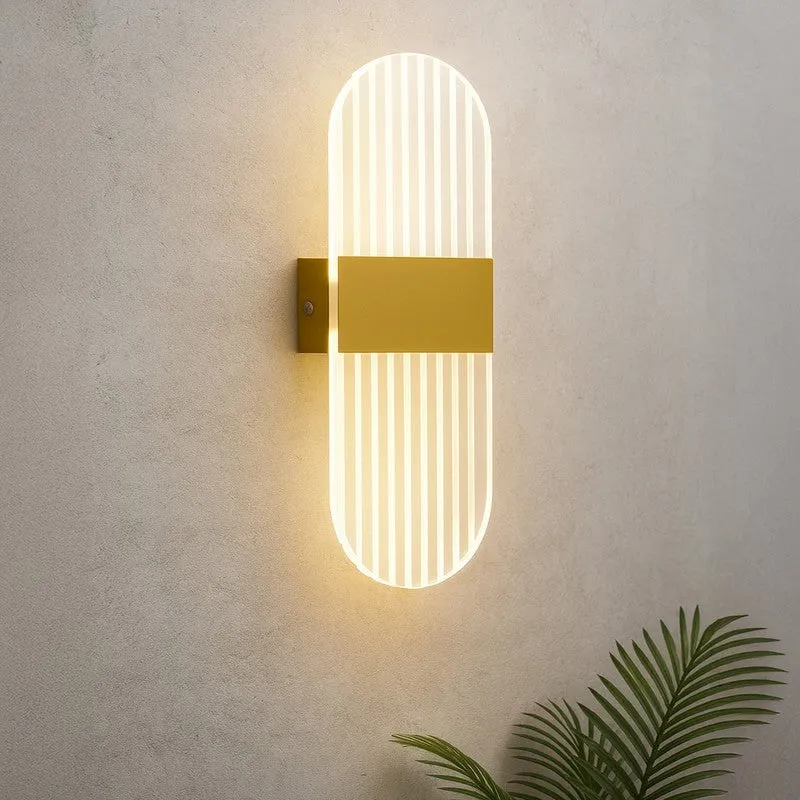 LumoFlex Multi-Mode Acrylic & Metal LED Wall Lamp - Transparent media 4