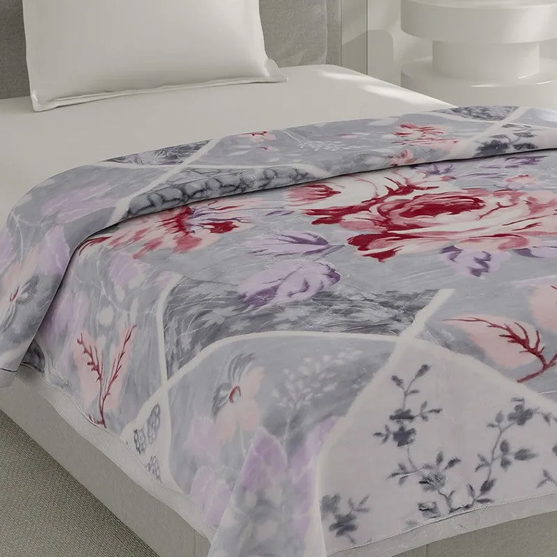 Monte Carlo Petal Dreamscape Blanket (Grey,Pink) - 895 GSM media 4