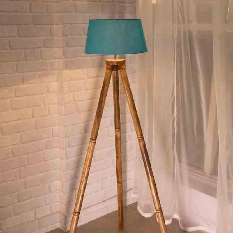 Sonder Tripod Floor Lamp media 3