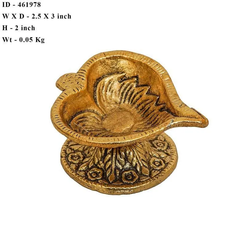 Betel Leaf Brass Diya media 4