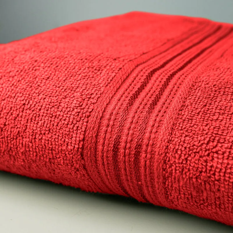 Micro Cotton LuxeDry Solid Bath Towel - Red media 4