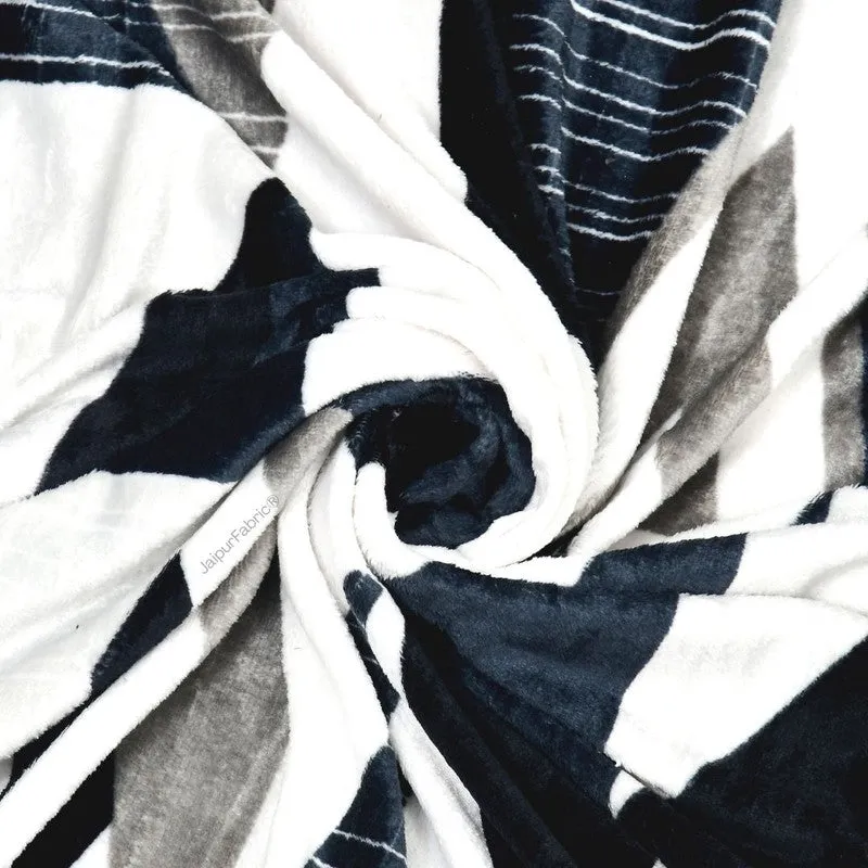 PrismPat Woolen Bedsheet - 150 GSM media 9