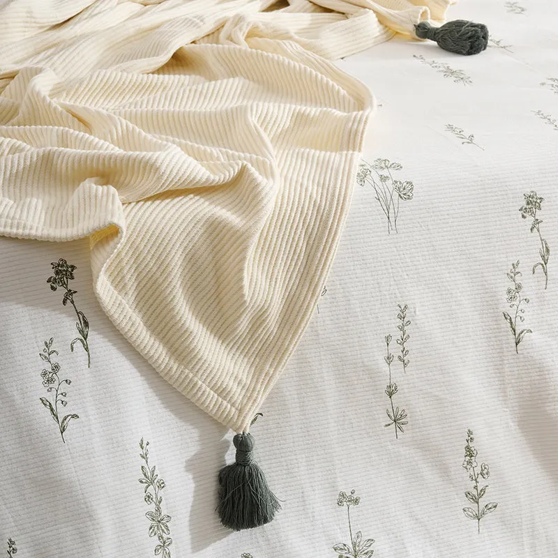 Nestlin Tassled Throw - Ivory & Grey media 3