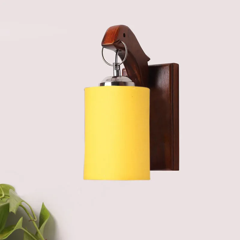 Estrella Wooden Wall Lamp - Yellow media 3