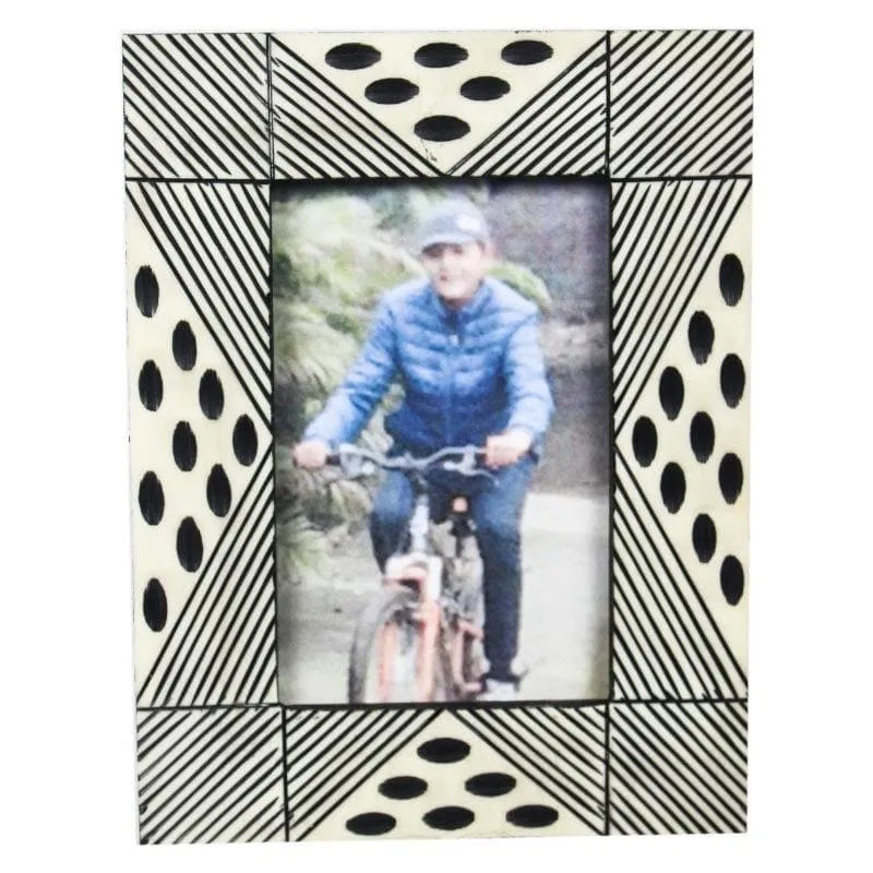 Spotted Lite Photo Frame media 3