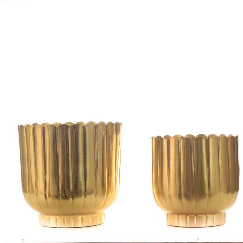 Cosie Coral Planter (Gold) - Set Of Two media 3