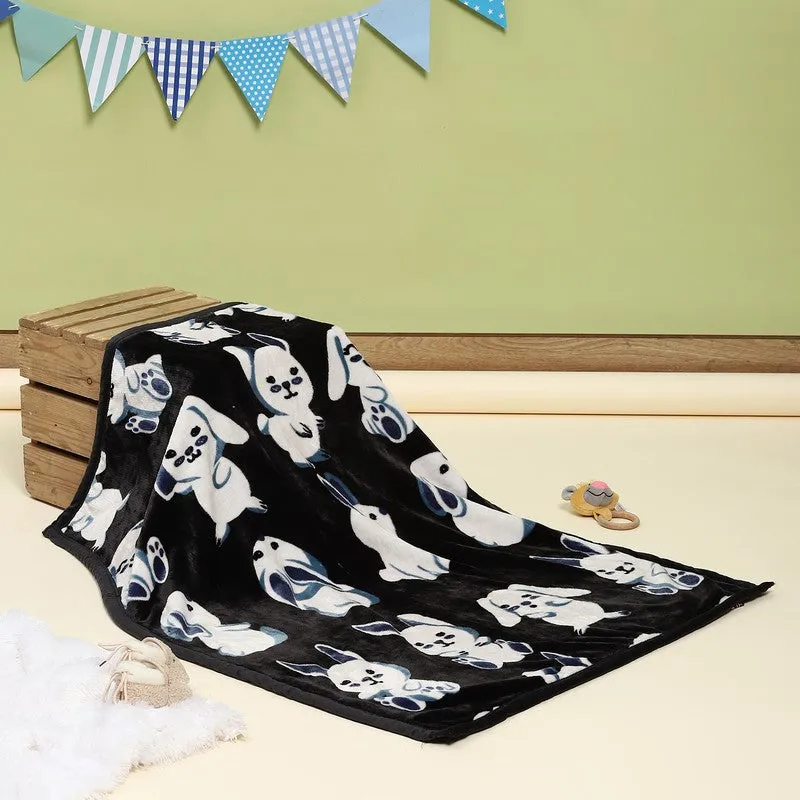 Monte Carlo Puppy Parade Blanket (Black)- 600 GSM media 3