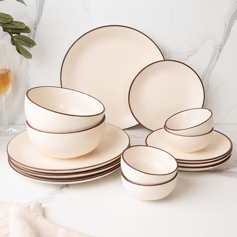 Fourteen Piece Set