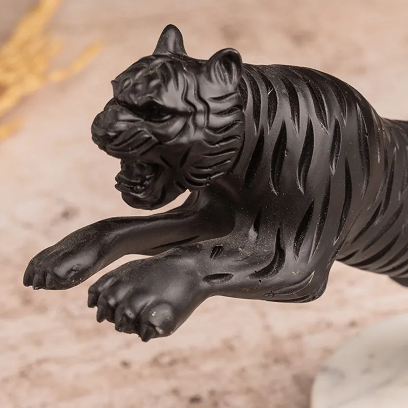 Leaping Tiger Showpiece media 4