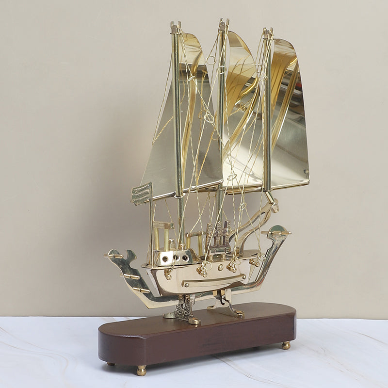 Marisail Vintage Showpiece image 3