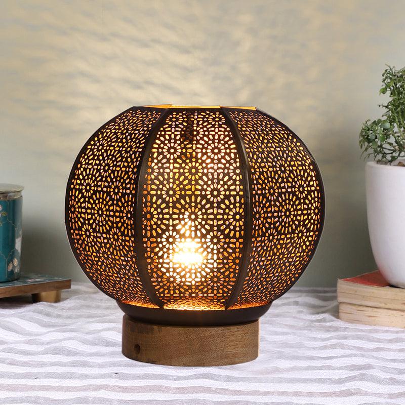 Marya Round Etched Metal Table Lamp - Gold