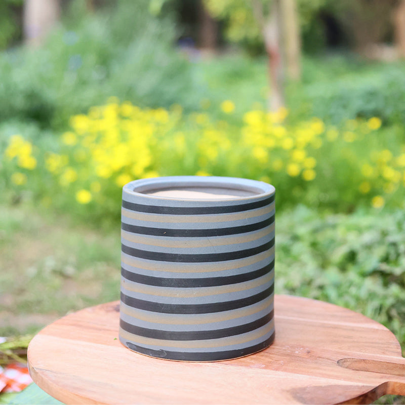 Strifa Ceramic Planter media 3