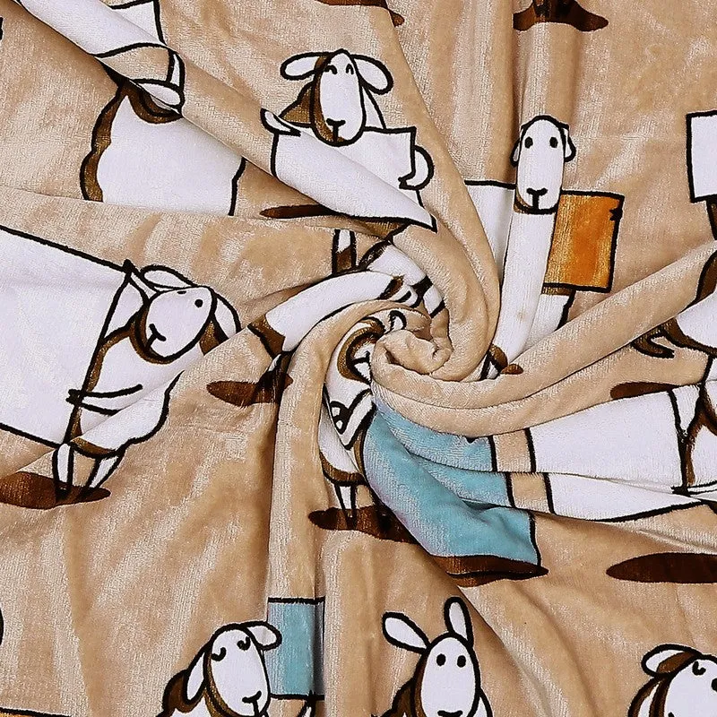 Monte Carlo Whimsical Sheep Blanket - 550 GSM media 5