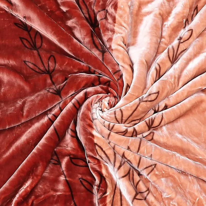 Monte Carlo Crimson Whisper Blanket (Brown) - 950 GSM media 7