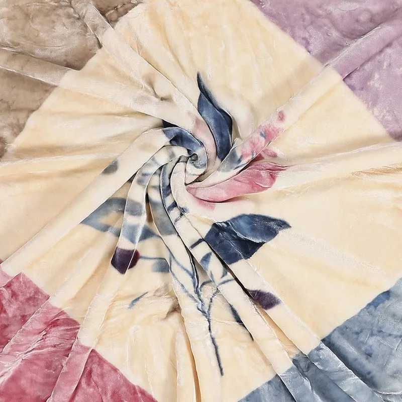 Monte Carlo Petal Whisper Blanket - 909 GSM media 6
