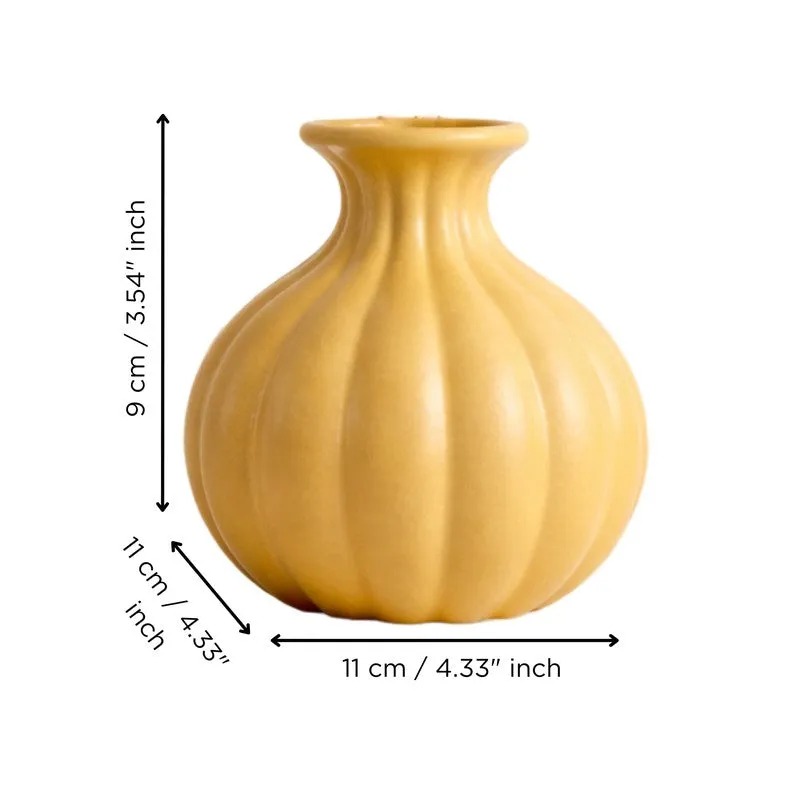 Sunbeam Ripple Ceramic Vase media 8