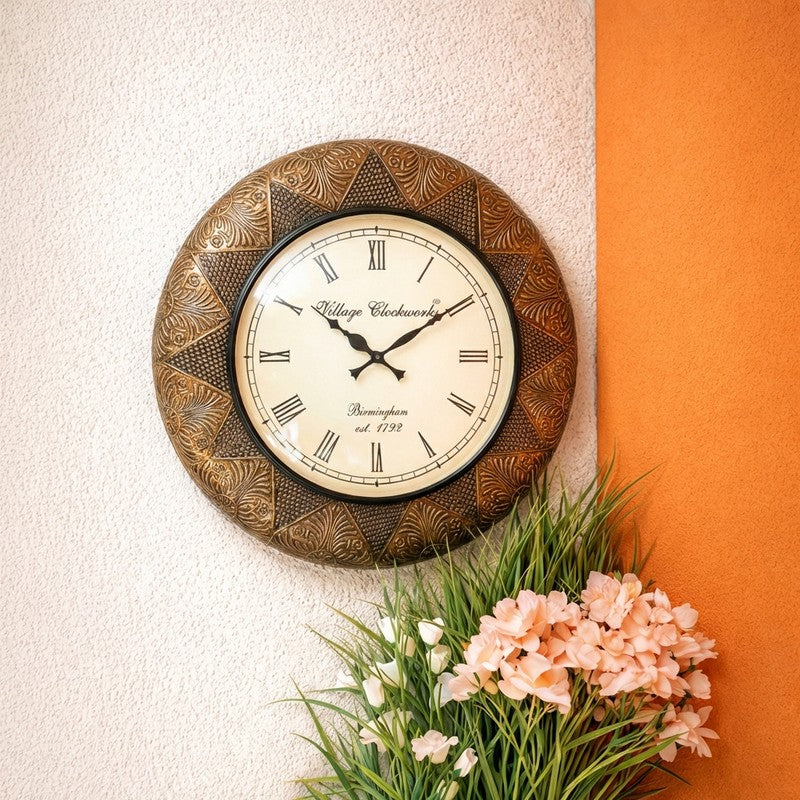 Unique Harmony Circle Wooden Wall Clock