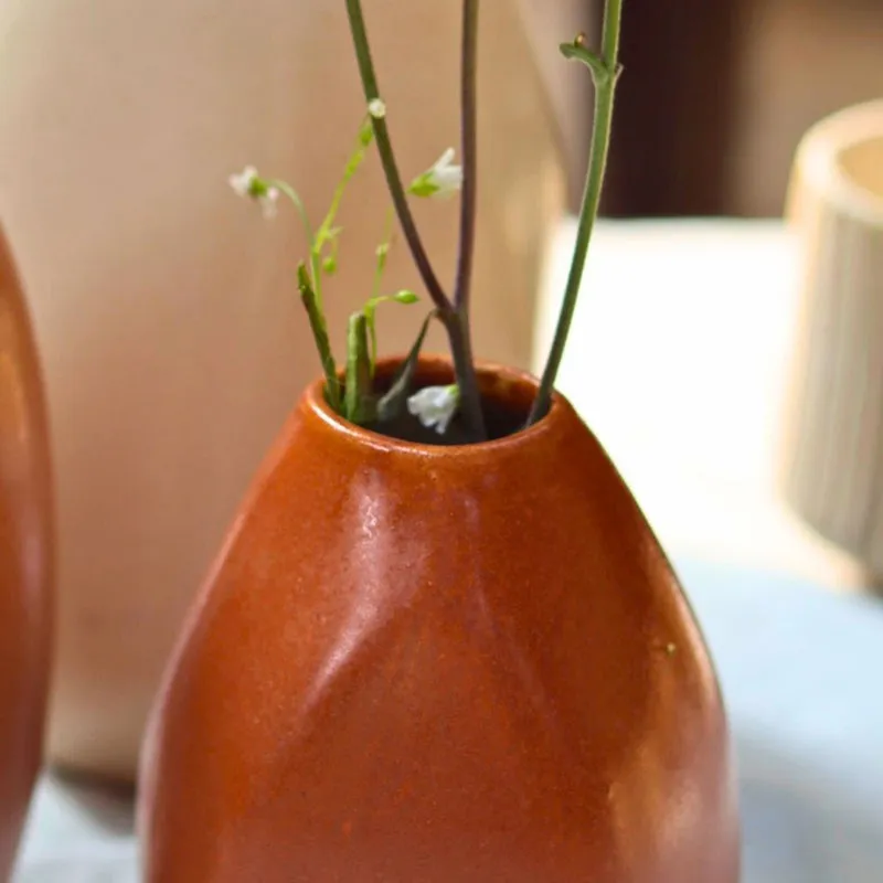 Fabiola Ceramic Vase media 3