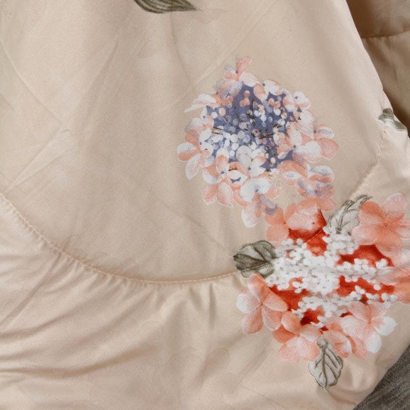 Crisanne Glace Cotton/Microfiber Comforter  - 120 GSM media 5