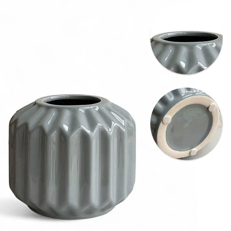 Esko Edge Vase - Grey media 3