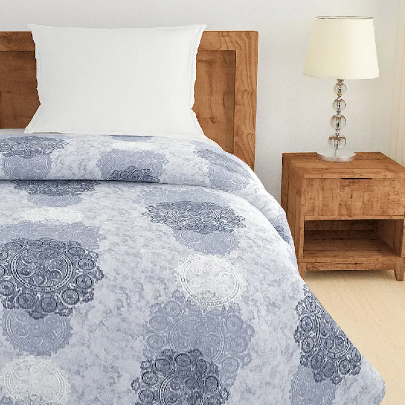 Swayam Calantha Cotton Comforter (Blue) - 150 GSM media 5