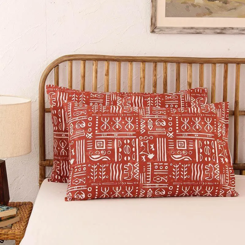 Gamathi Pillow - Red media 1