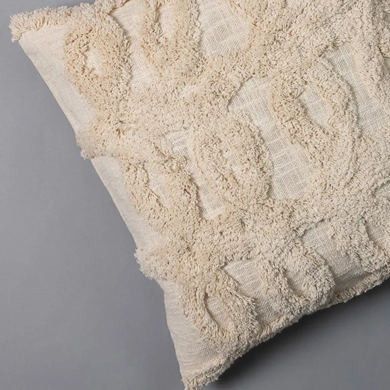 Loopis II Tufted Cushion Cover media 4