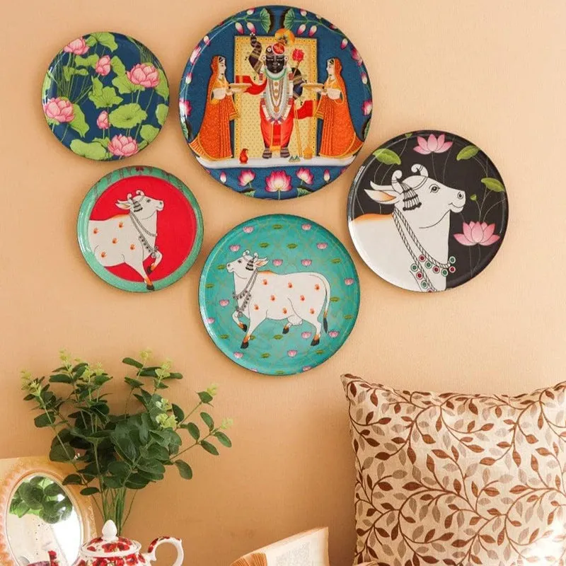 Vrindavana Charm Wall Plate - Set Of Five media 3