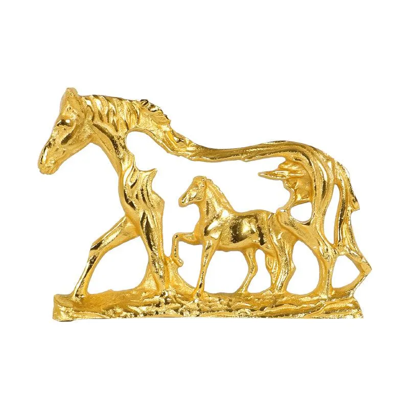 Stallion Holly Showpiece media 3