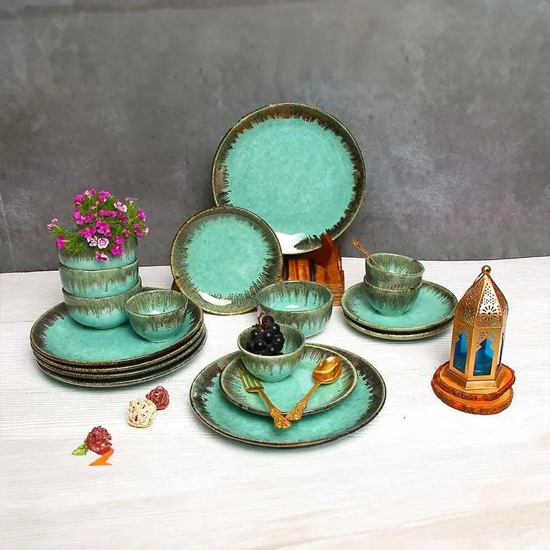 Peppa Handmade Dinner Set - 16 Piece Set media 1