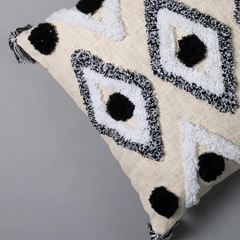 Inknit I Tufted Cushion Cover media 4